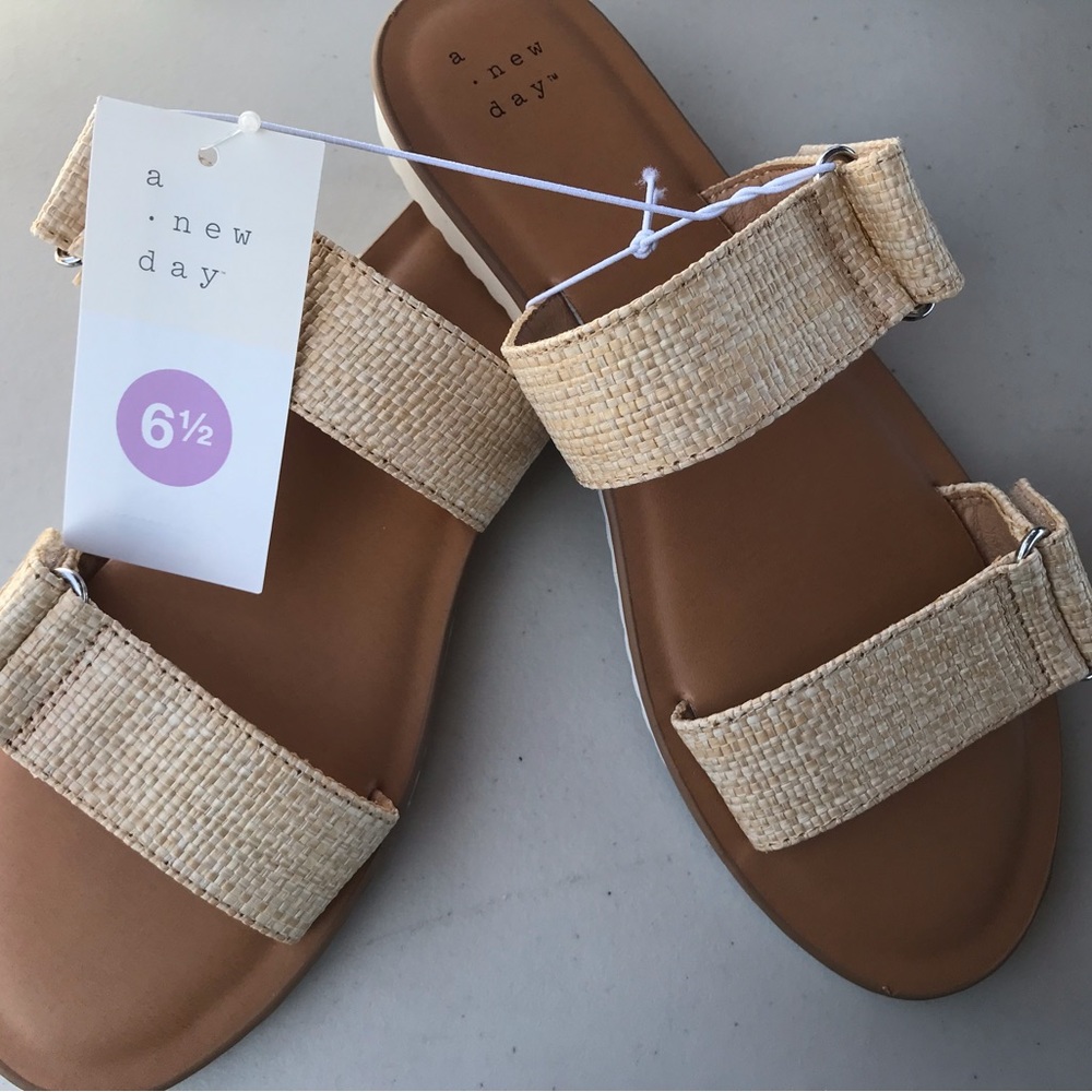 Sandals - Picture 3 of 3